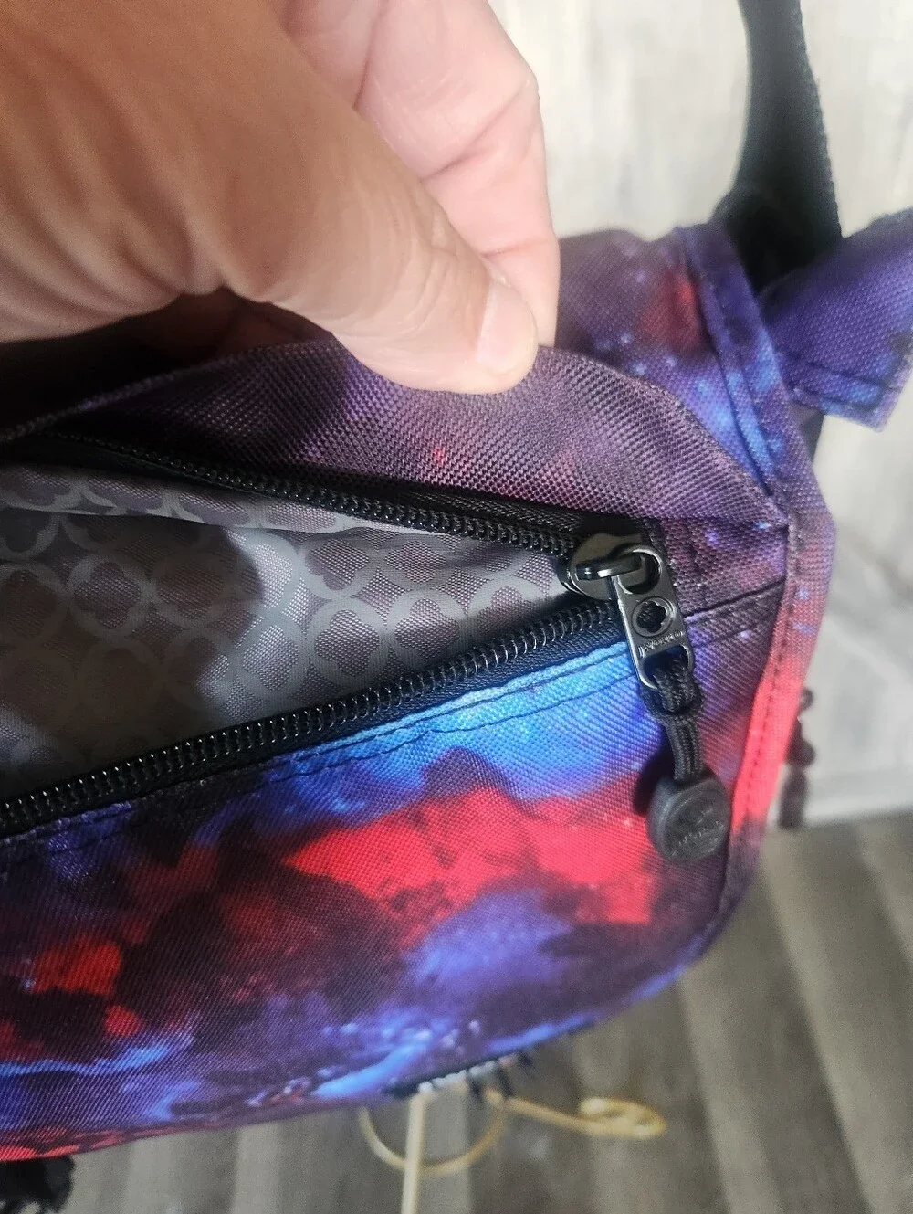 Jworld New York Galaxy Print Messenger Bag - Purple/Red/Blue